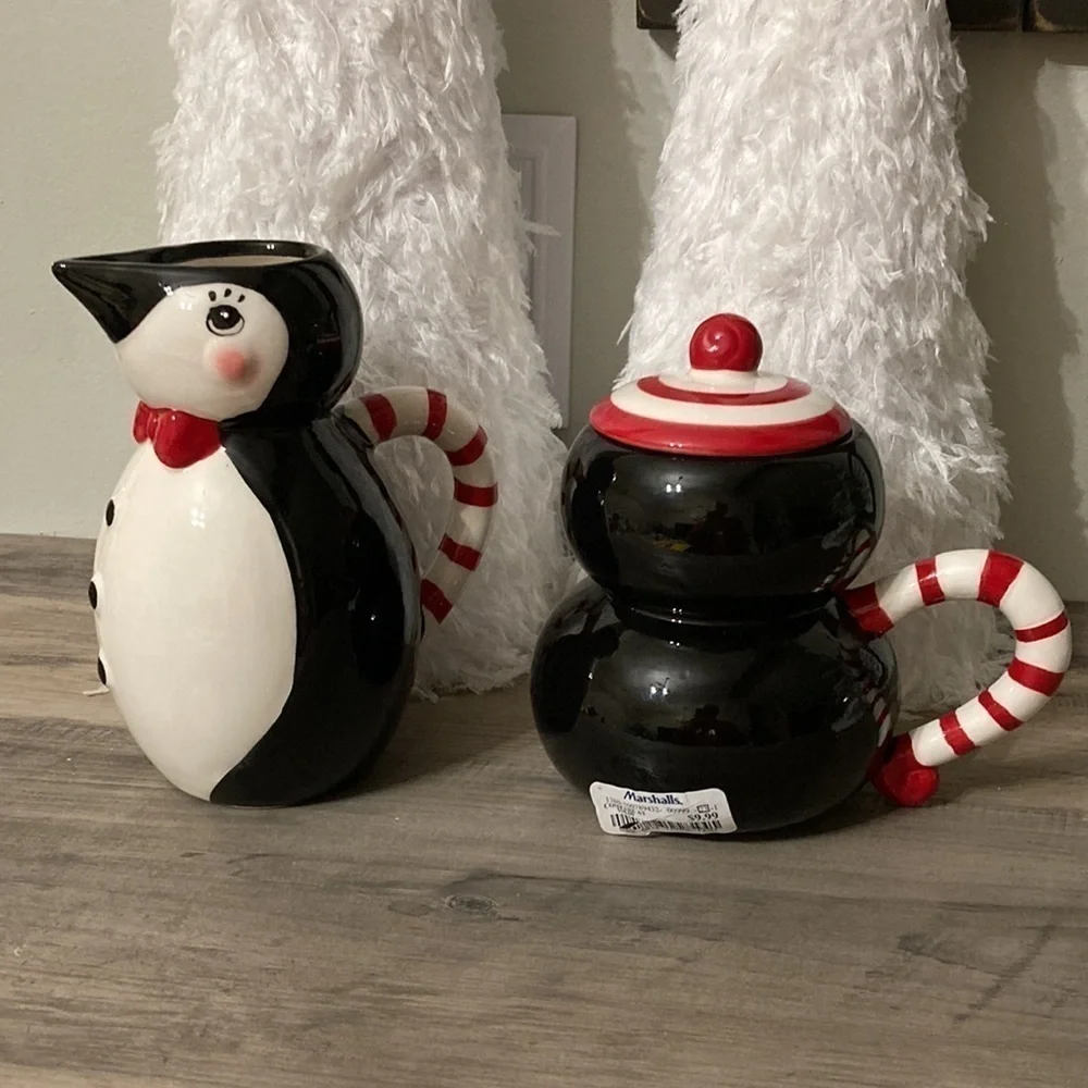 Johanna Parker Carnival Cottage PENGUIN PITCHER AND MUG WITH LID SET EUC